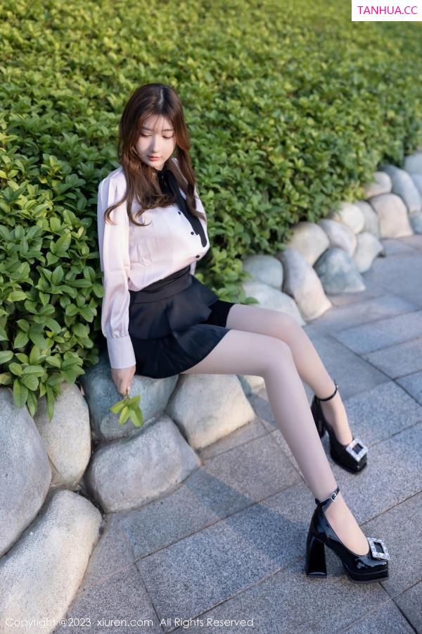 江真真  [XiuRen]高清写真图 2023.05.11 No.6721 江真真 丝袜美臀第16张图片